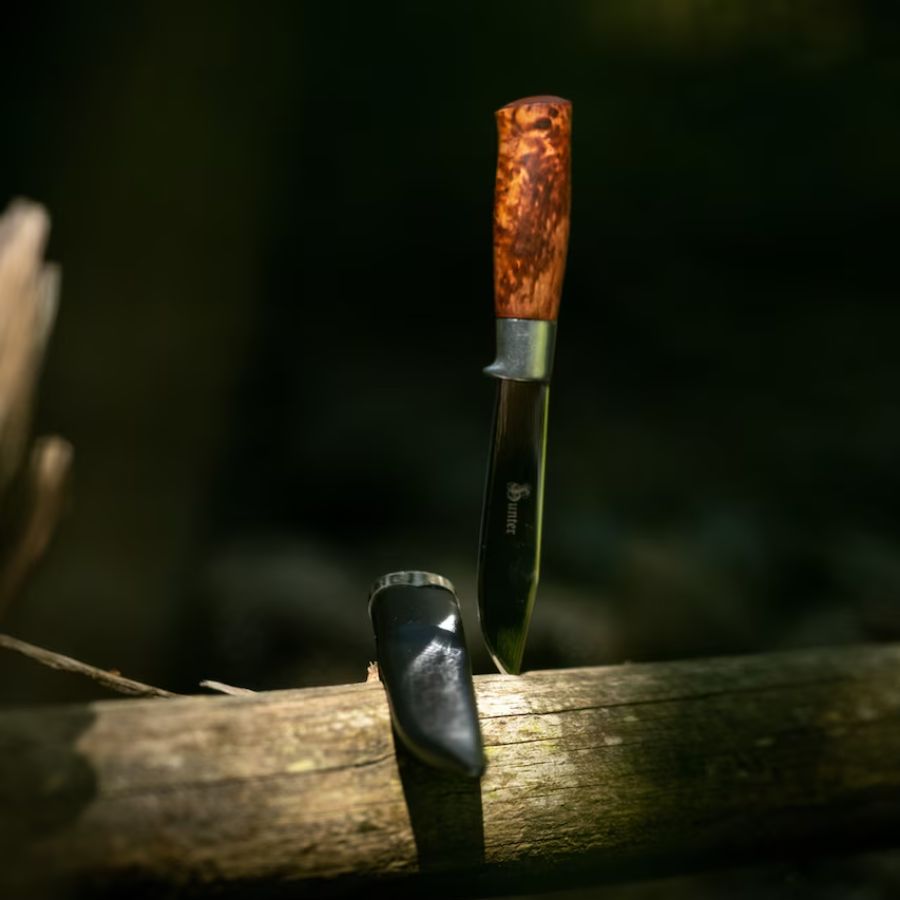 Brusletto Hunter outdoor kniv med træskaft og læderskede